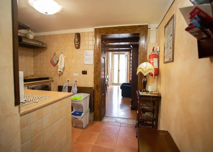 Sofia Apartment With Balcony Bari Old Town And Center Apartamento