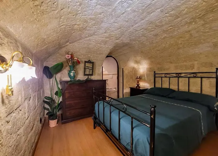 Sofia Apartment With Balcony Bari Old Town And Center *