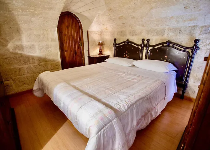 Apartment Sofia With Balcony Old Town And Center Private Garage Bari